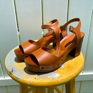🍊A. GIANNETTI LEATHER 👡 Platform Sandals 👡 👇QUESTIONS? COMMENT 👇 BELOW 👇